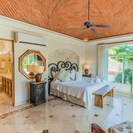 Casa Caracol Hotel